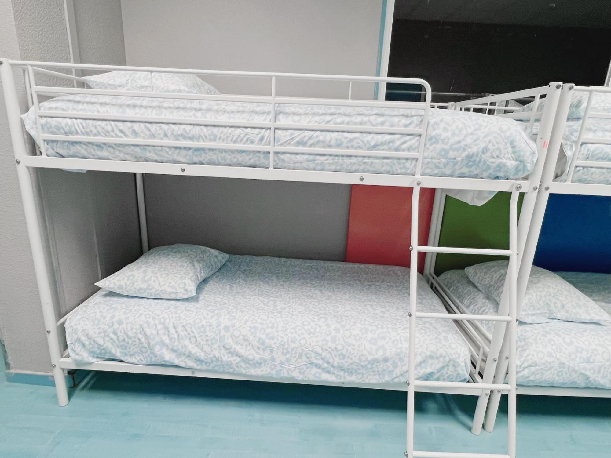 H8 Hostel